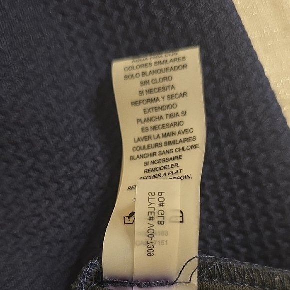 Vince Camuto Black and White Sleeveless Mock Neck Mini Dress - Picture 8 of 11